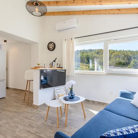 Holiday Home Likva - Sutivan - Island Of Brac Buitenkant foto